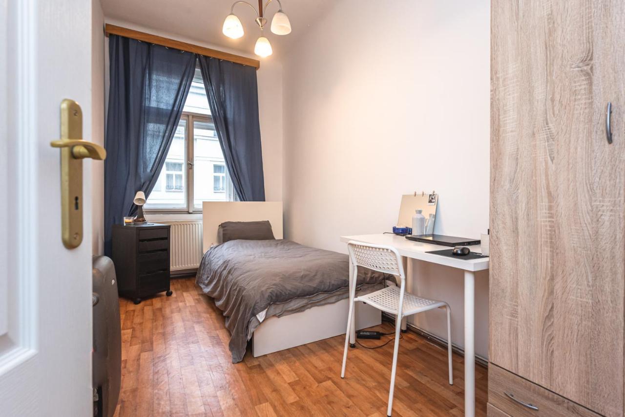 Apartment Lublanska 48 Prag Eksteriør billede