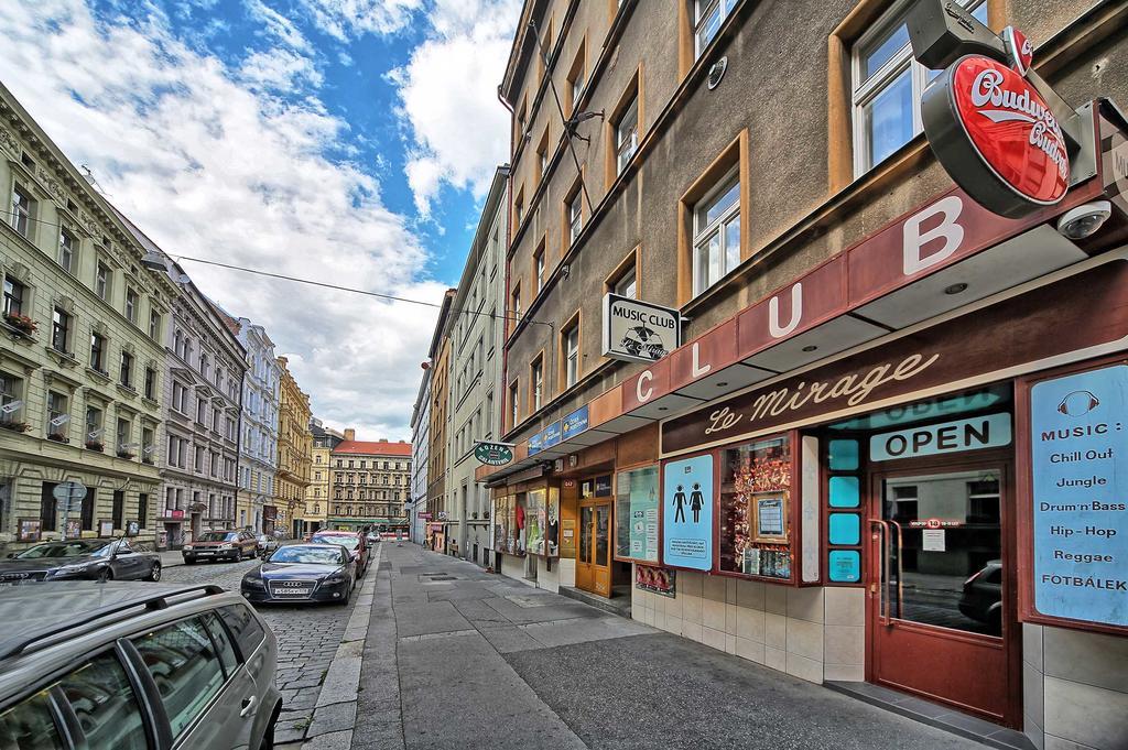 Apartment Lublanska 48 Prag Eksteriør billede